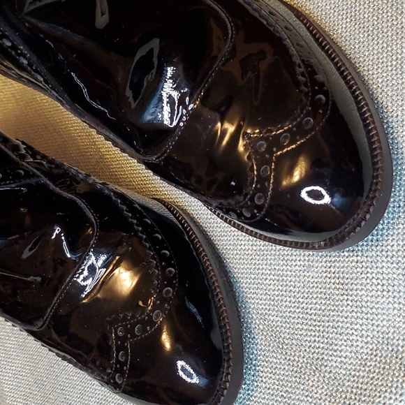 Cole Haan EUC black patent leather high heel booties 6.5 B - Picture 3 of 10